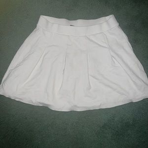 Wild fable, white tennis skirt, medium